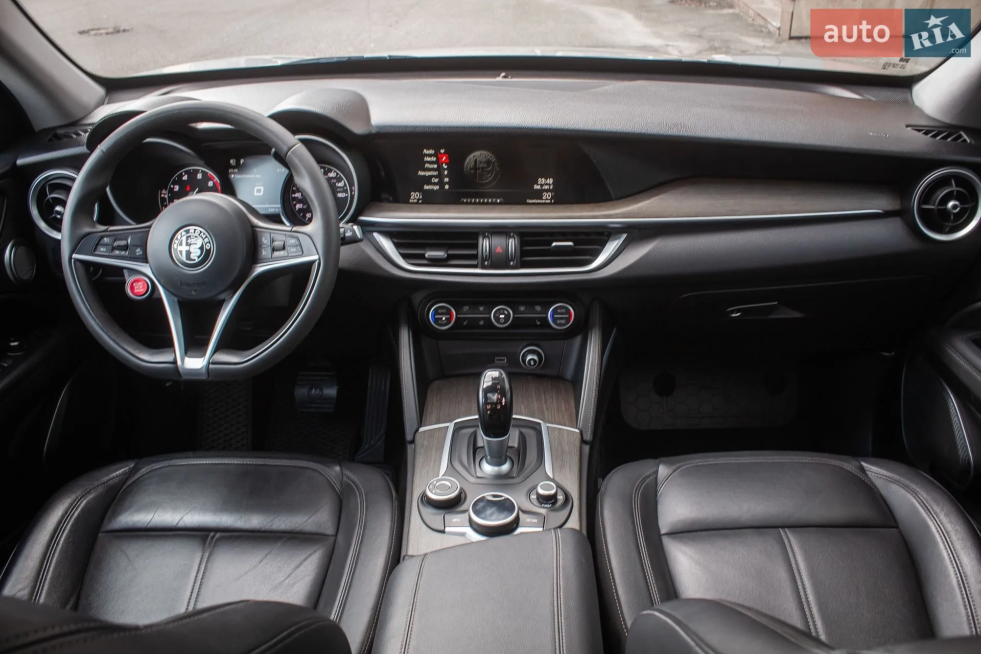 2017 Alfa Romeo Stelvio - мініатюра 12