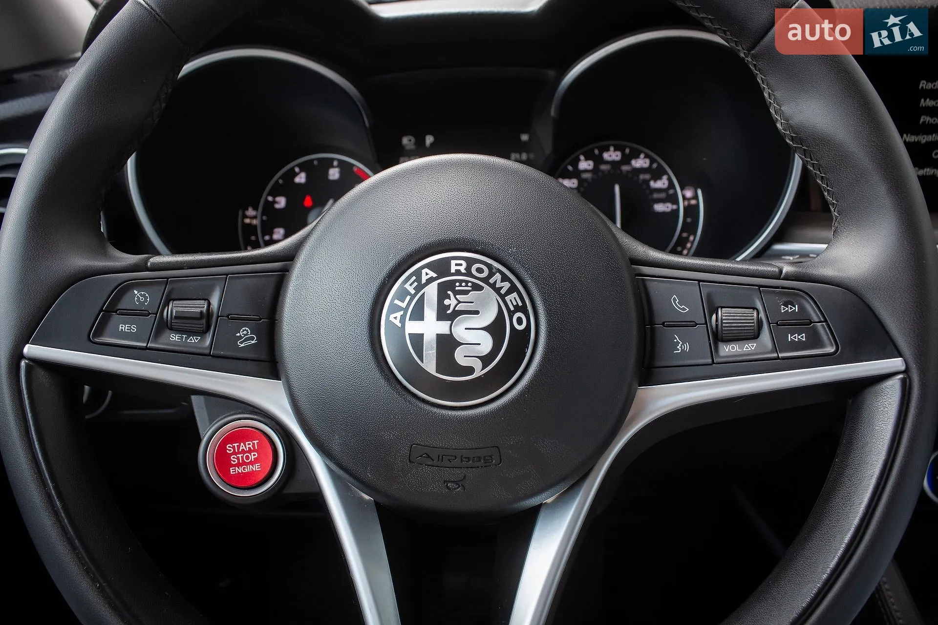 2017 Alfa Romeo Stelvio - мініатюра 13