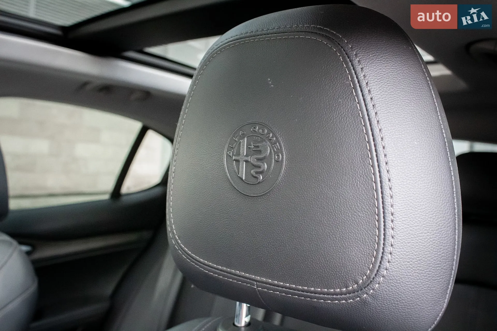 2017 Alfa Romeo Stelvio - мініатюра 37