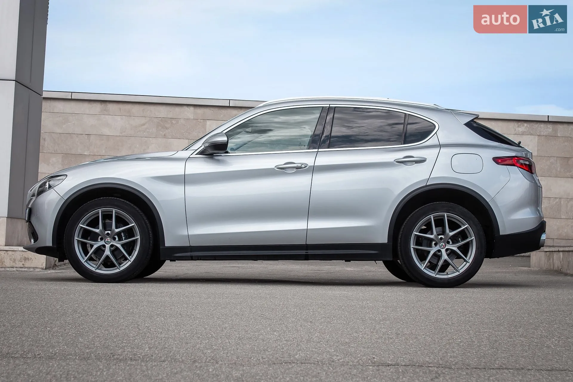 2017 Alfa Romeo Stelvio - мініатюра 5
