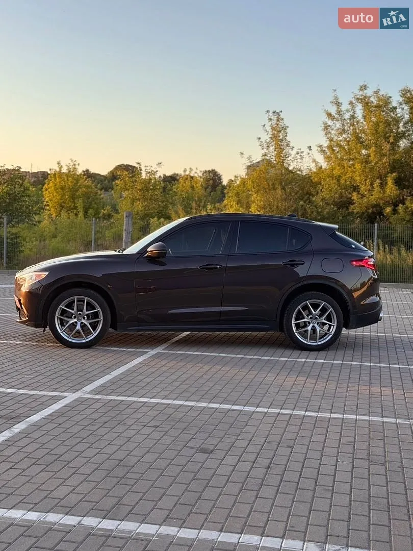 2017 Alfa Romeo Stelvio - мініатюра 17