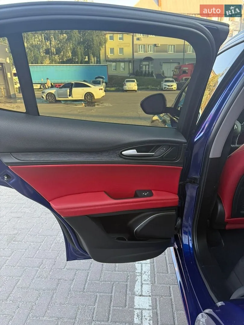 2020 Alfa Romeo Stelvio - мініатюра 34