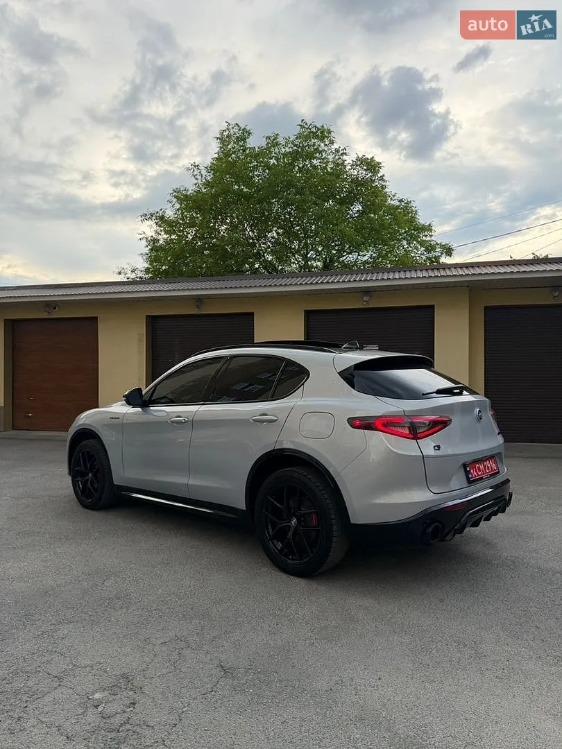 2021 Alfa Romeo Stelvio - мініатюра 5