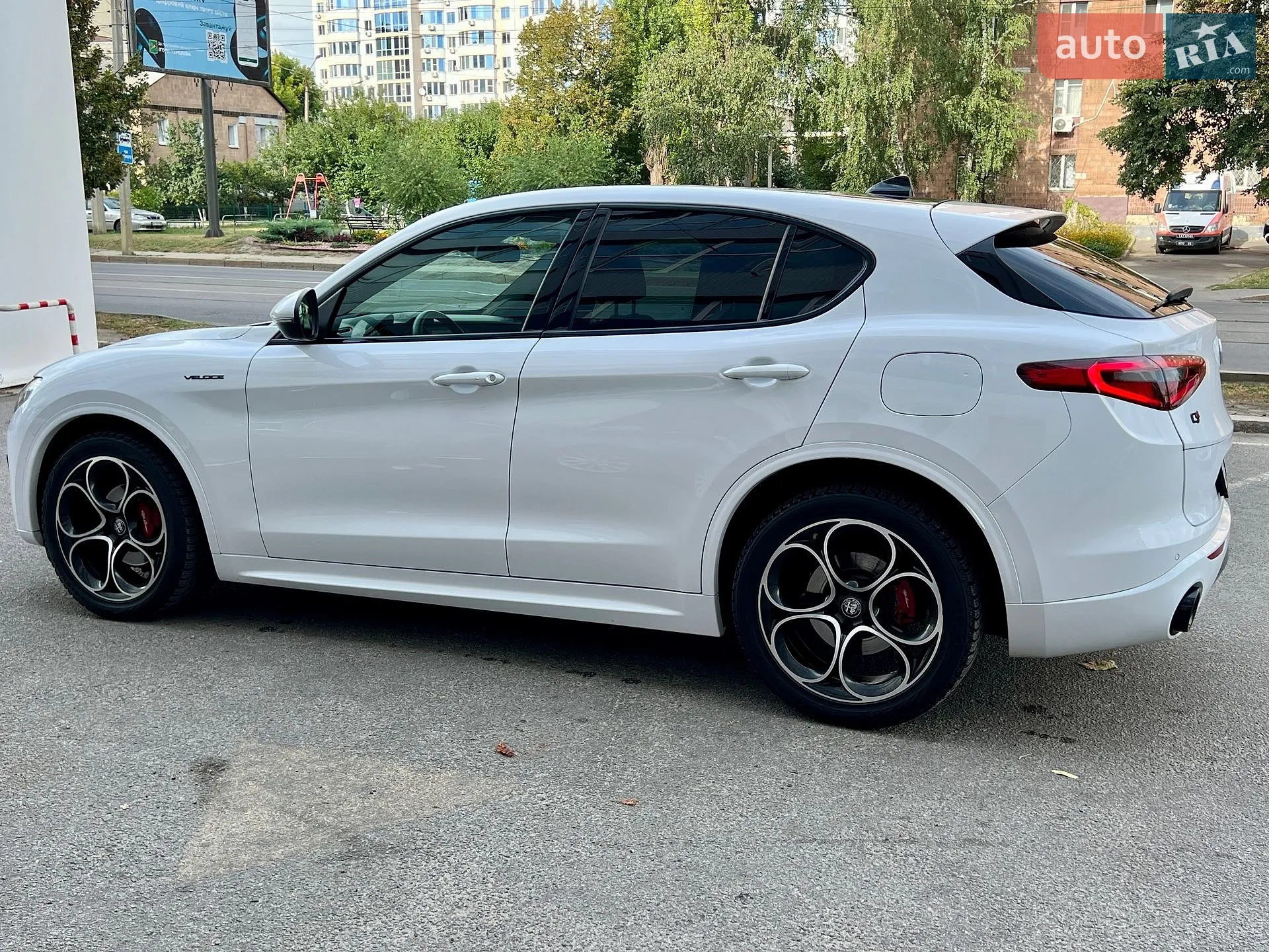 2021 Alfa Romeo Stelvio - мініатюра 8