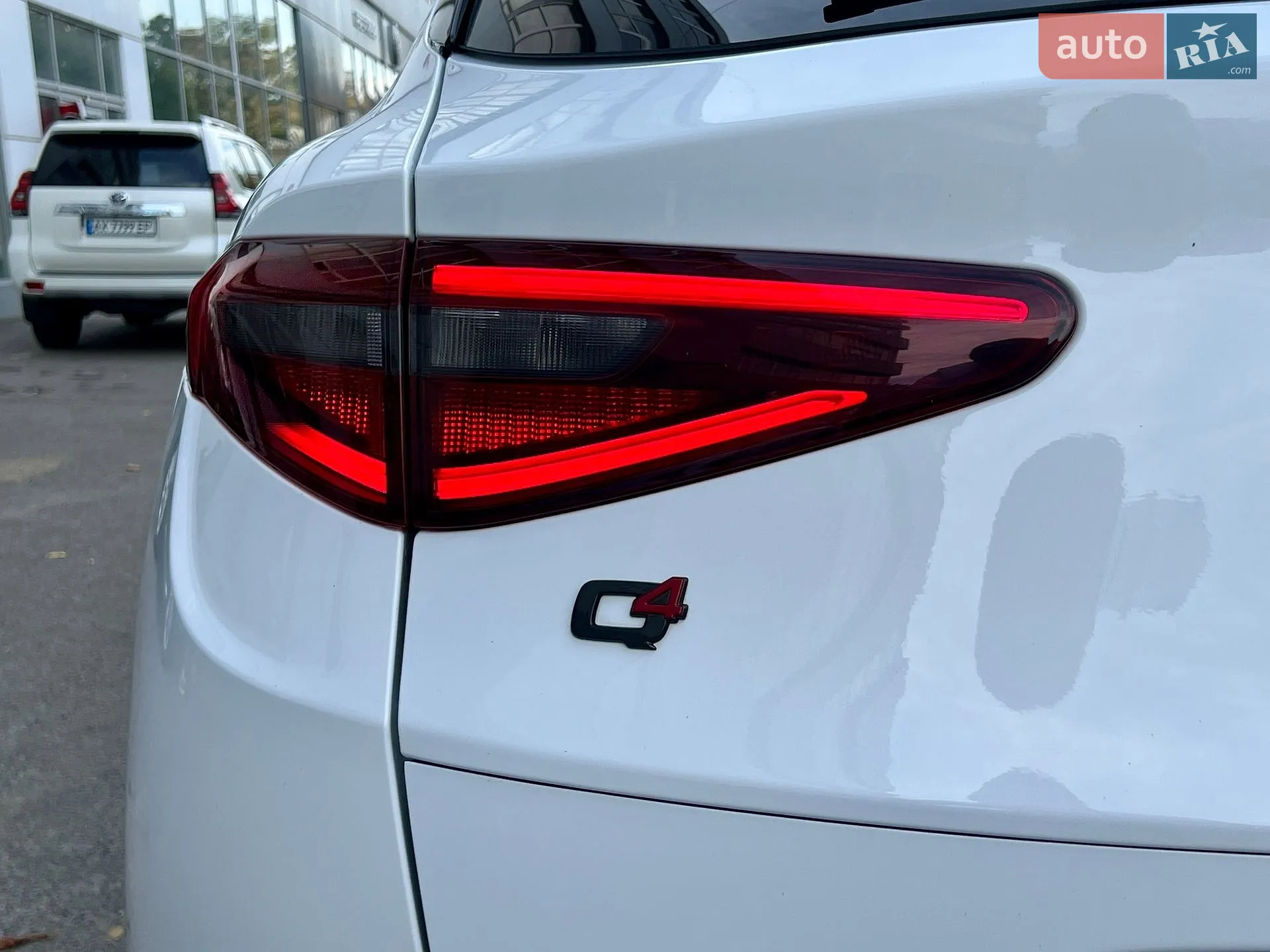 2021 Alfa Romeo Stelvio - мініатюра 10