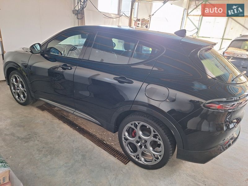 Внедорожник / Кроссовер Alfa Romeo Tonale 2023 в Полтаве