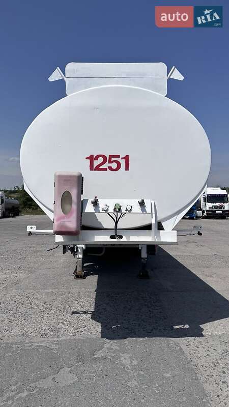 Цистерна Alpaslan TK-25 2015 в Дніпрі