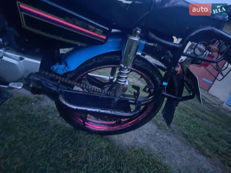 Мопеды Alpha Sabur 2013 в Львове