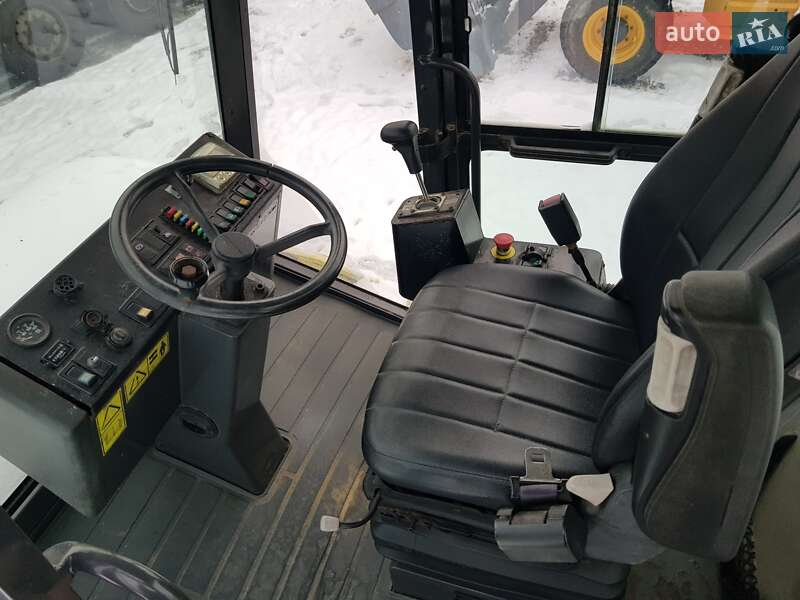 Дорожній каток Ammann ASC 2011 в Рівному фото 12 Дорожній каток Ammann ASC 2011 в Рівному