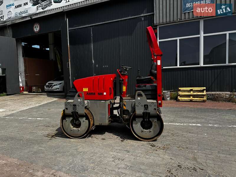 Дорожный каток Ammann AV 2011 в 