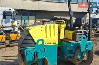 Дорожный каток Ammann AV 2010 в Львове