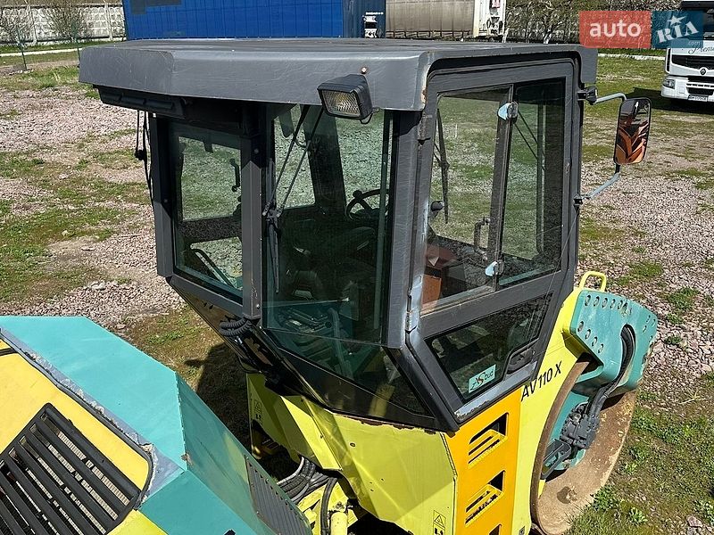 Дорожный каток Ammann AV 2006 в Киеве