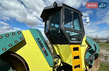 Дорожный каток Ammann AV 2006 в Киеве