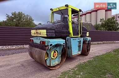 Дорожный каток Ammann AV 2001 в Радомышле