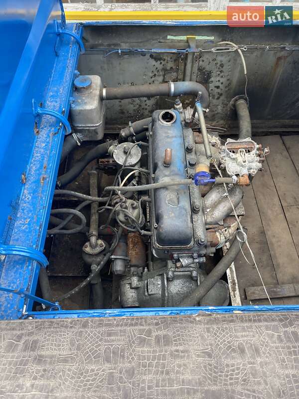 Катер Амур 3 1981 в Городенке