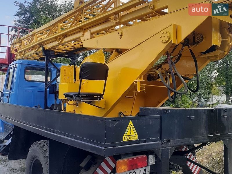 Автовишка АП 17 1996 в Умані