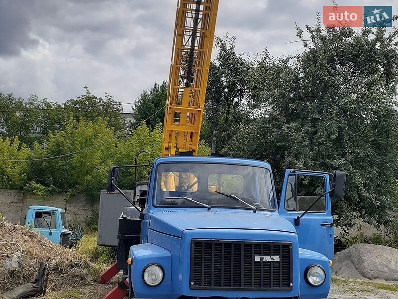 Автовишка АП 17 1996 в Умані