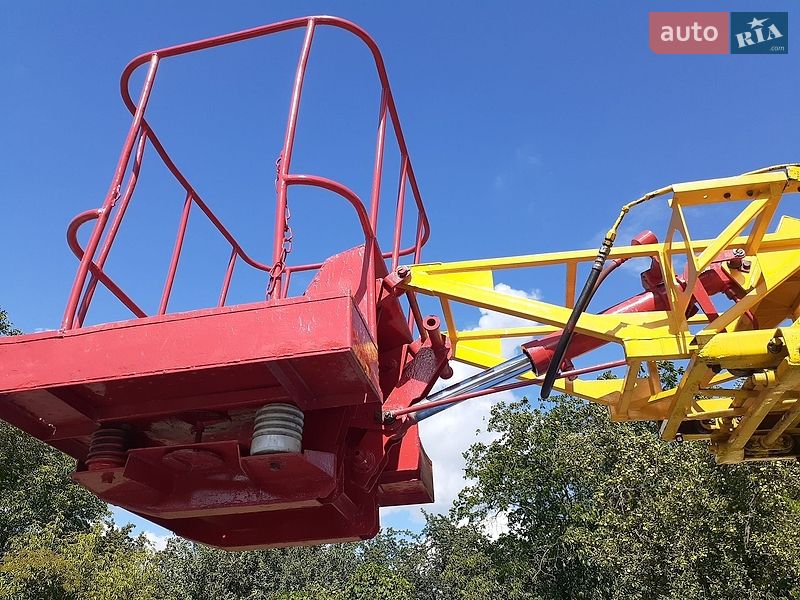 Автовишка АП 17 1996 в Умані