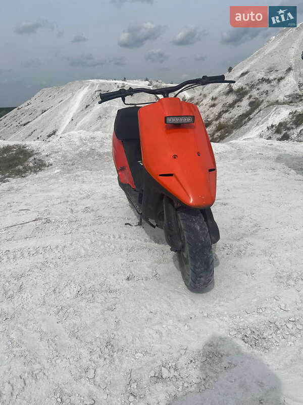 Скутер Aprilia Amigo 2000 в Рівному