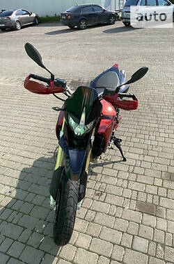 Мотоцикл Супермото (Motard) Aprilia Dorsoduro 2011 в Івано-Франківську