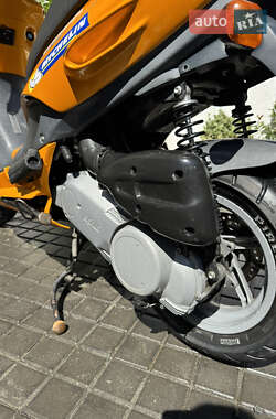 Макси-скутер Aprilia Leonardo 150 2005 в 