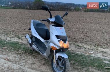 Скутер Aprilia Leonardo 150 1999 в Осій