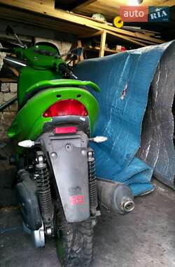 Скутер Aprilia Leonardo 250 2000 в 