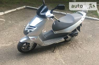 Скутер Aprilia Leonardo 2003 в Черновцах