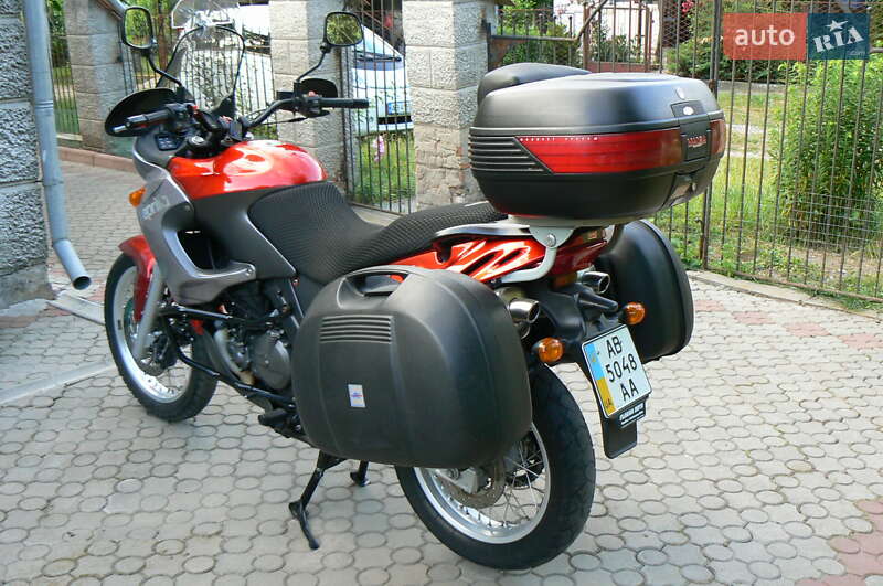 Мотоцикл Туризм Aprilia Pegaso 650 2001 в Гнівані