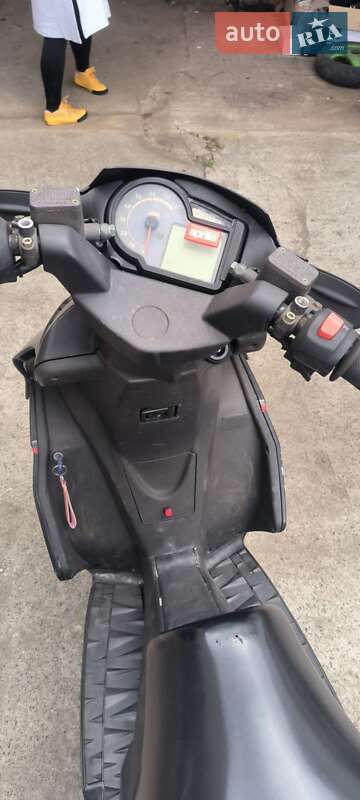 Скутер Aprilia RS 50 2005 в Черноморске