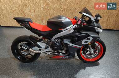 Спортбайк Aprilia RS 660 2021 в 