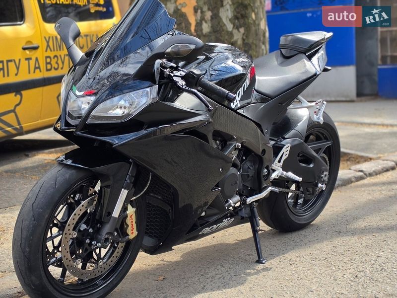 Спортбайк Aprilia RSV4 2009 в Одессе