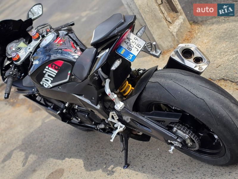 Спортбайк Aprilia RSV4 2009 в Одессе