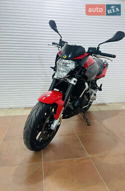Мотоцикл Без обтікачів (Naked bike) Aprilia Shiver 2016 в 
