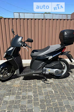 Максі-скутер Aprilia Sportcity 2006 в Охтирці