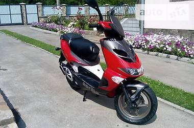 Мопеды Aprilia SR 2004 в Коломые