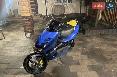 Скутер Aprilia SR 1999 в Львові
