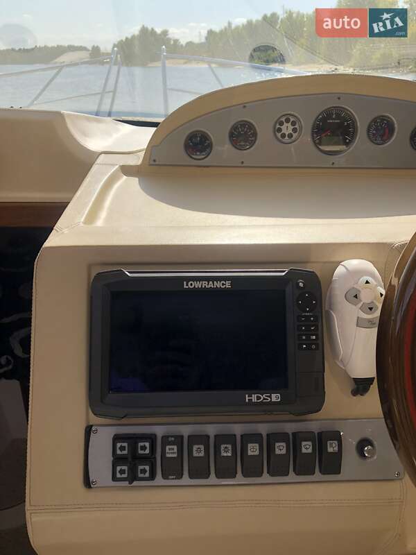 Моторная яхта Aquador 32 2012 в Киеве