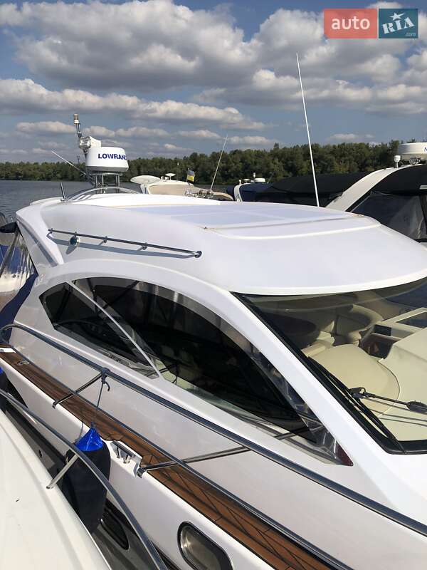 Моторная яхта Aquador 32 2012 в Киеве