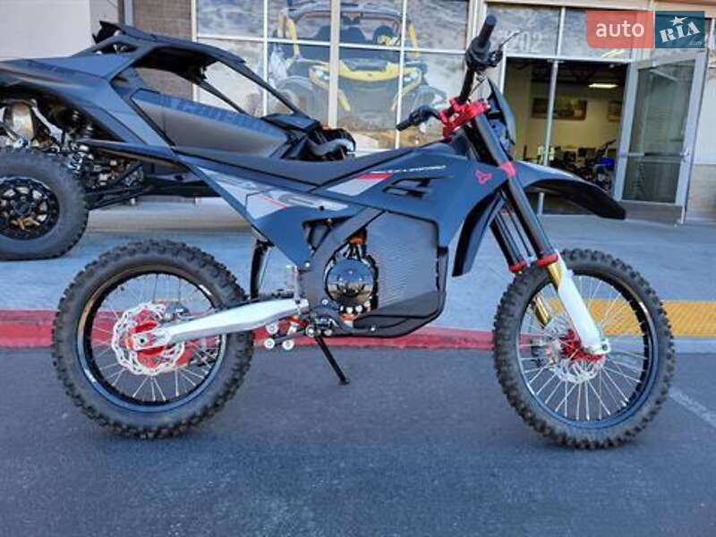 Мотоцикл Внедорожный (Enduro) Arctic Leopard E-XE 880 2024 в 