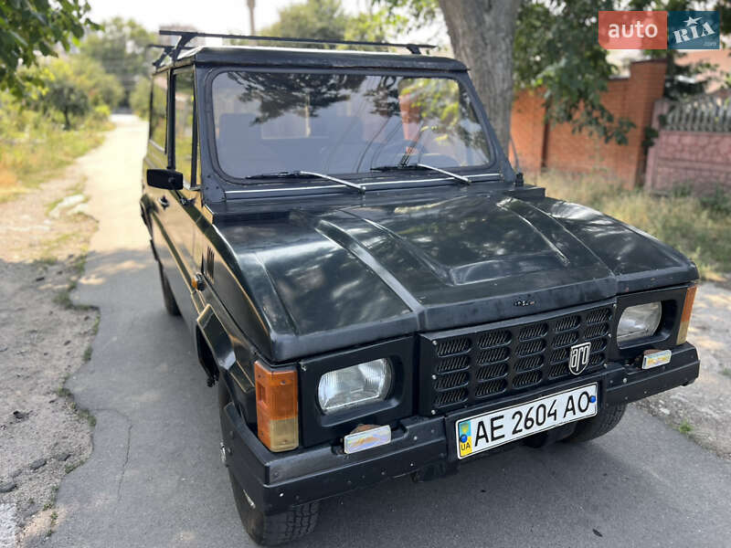Внедорожник / Кроссовер Aro 10 1991 в 
