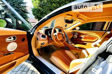 Купе Aston Martin DB11 2017 в Киеве