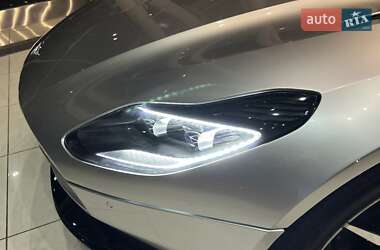 Купе Aston Martin DB11 2018 в 