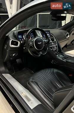 Купе Aston Martin DB11 2018 в 