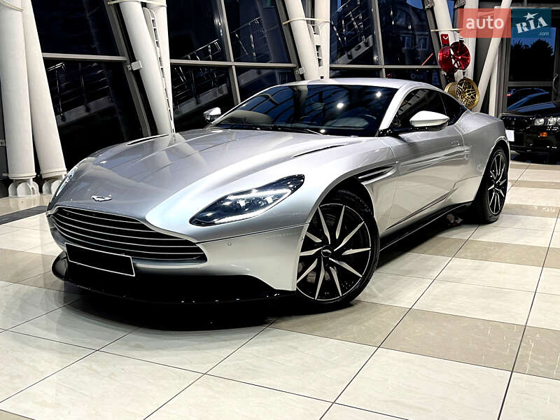 Купе Aston Martin DB11 2018 в Киеве