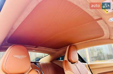 Купе Aston Martin DB11 2017 в 