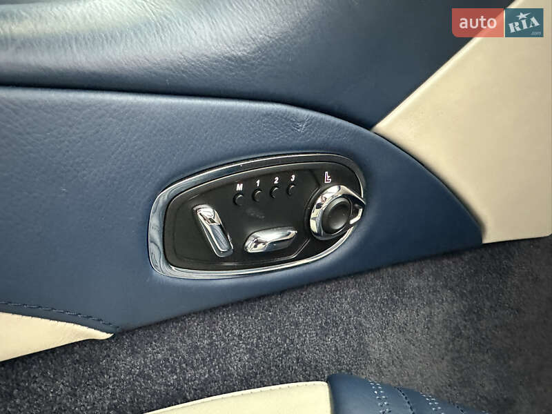 Купе Aston Martin DB11 2016 в Киеве