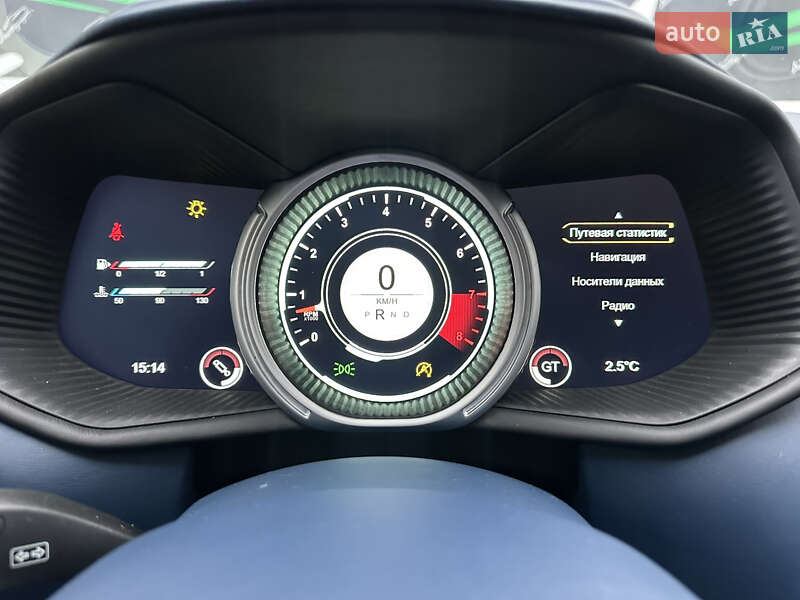 Купе Aston Martin DB11 2016 в Киеве