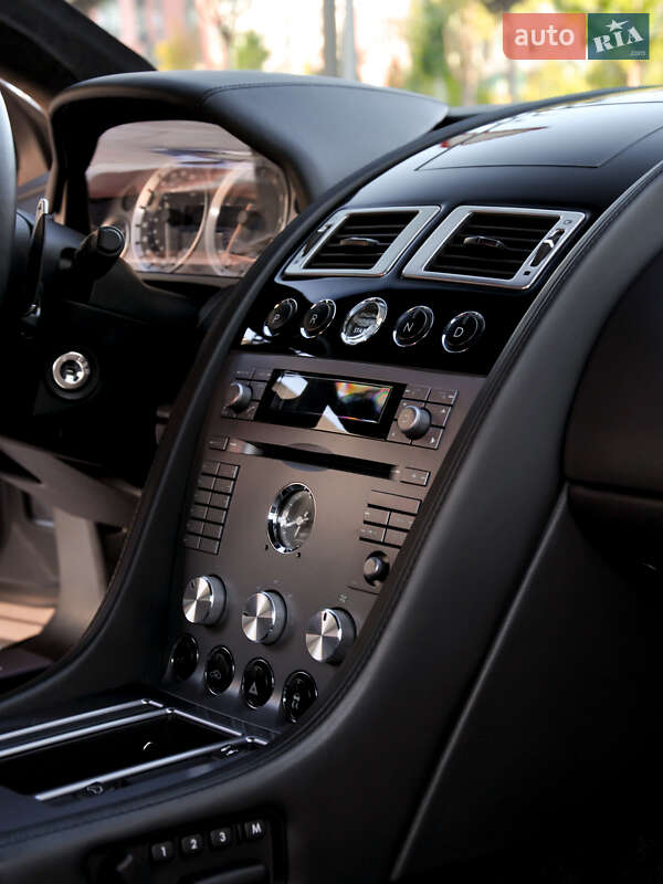 Купе Aston Martin DB9 2008 в Киеве