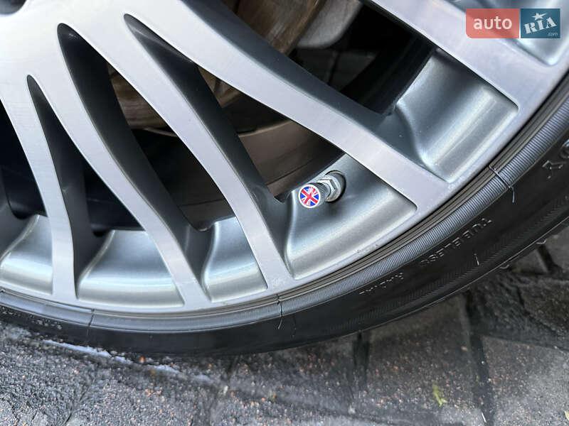 Кабріолет Aston Martin DB9 2006 в Києві